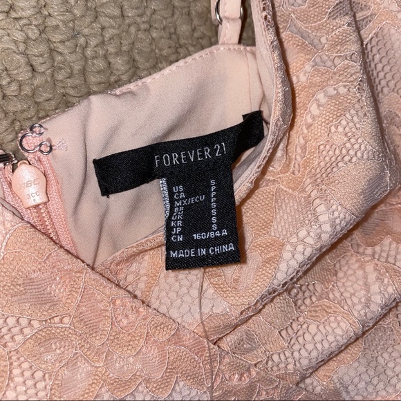 NWT Blush Ruffle Bottom Lace Dress - Picture 5 of 6